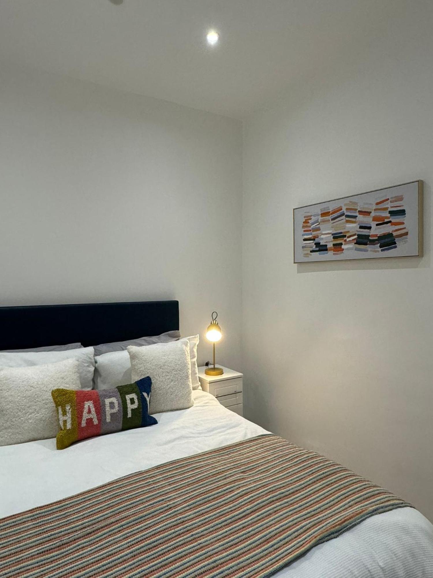 Modern Apartment With Sea Views พอร์ตรัช ภายนอก รูปภาพ
